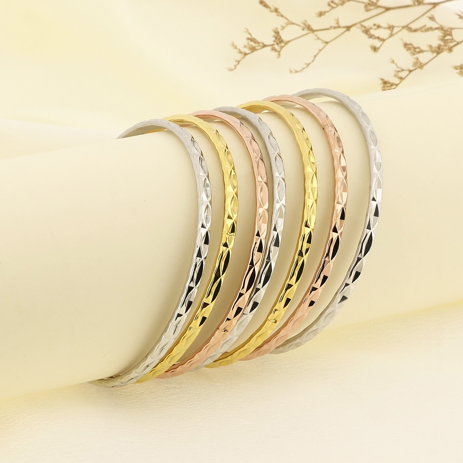Bracciale a forma impilata all - Event Z recensione e prezzo